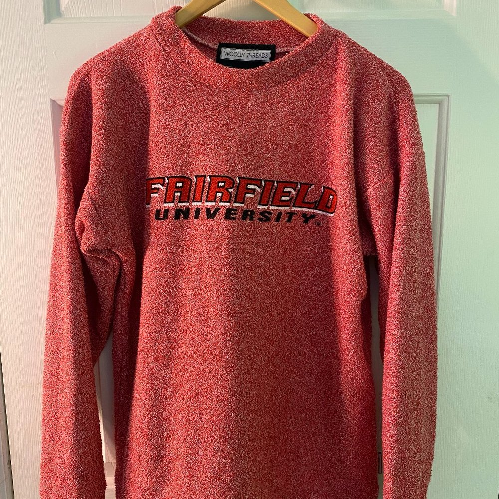 WoOLLY THREADS FAIRFIELD UNIVERSITY SWEATSHIRT